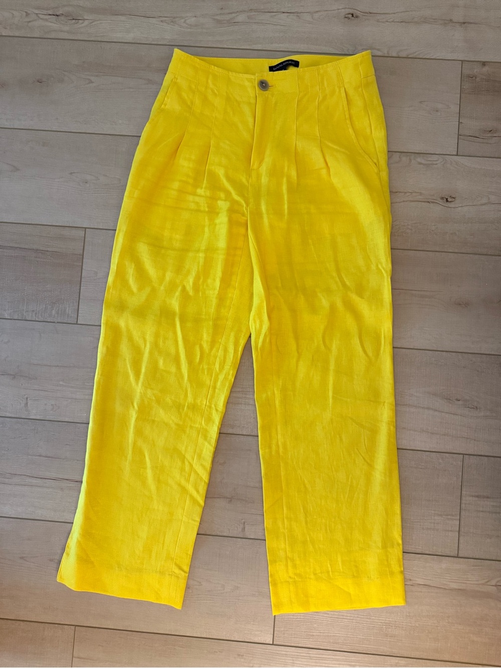 Banana Republic Women’s Linen Pants Size 2 Short